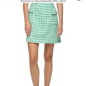 Karl Lagerfeld Green and White Houndstooth skirt